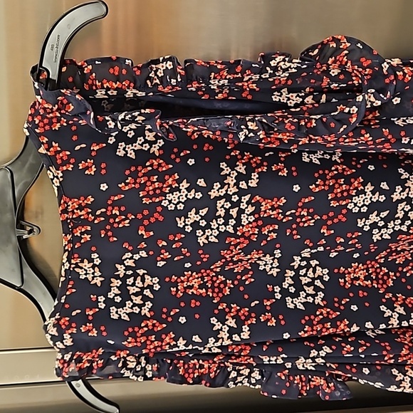 💕MICHAEL by MICHAEL KORS💕 Cold Shoulder Blouse ~ Micro Floral Print Small NWT - Picture 4 of 8